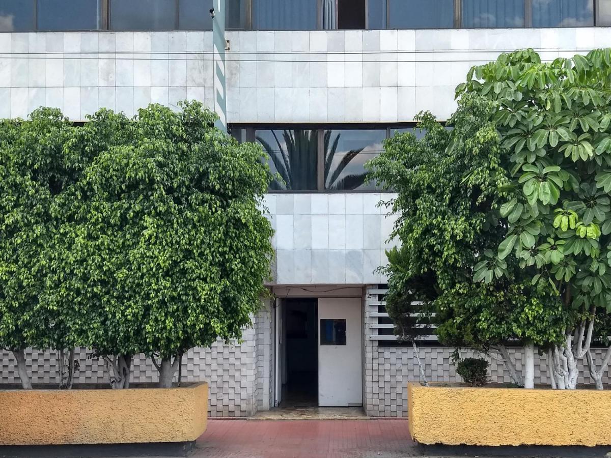 Hotel Central Ciudad Nezahualcóyotl Buitenkant foto